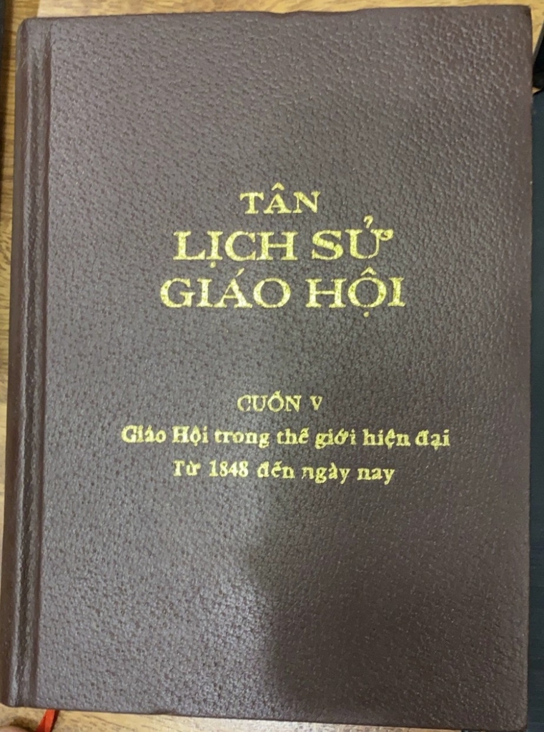 Tân Lịch Sử Giáo Hội Tập V