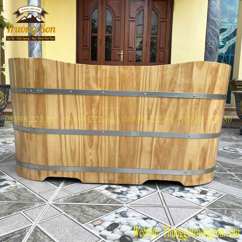 Bồn tắm bằng gỗ thông dáng nằm