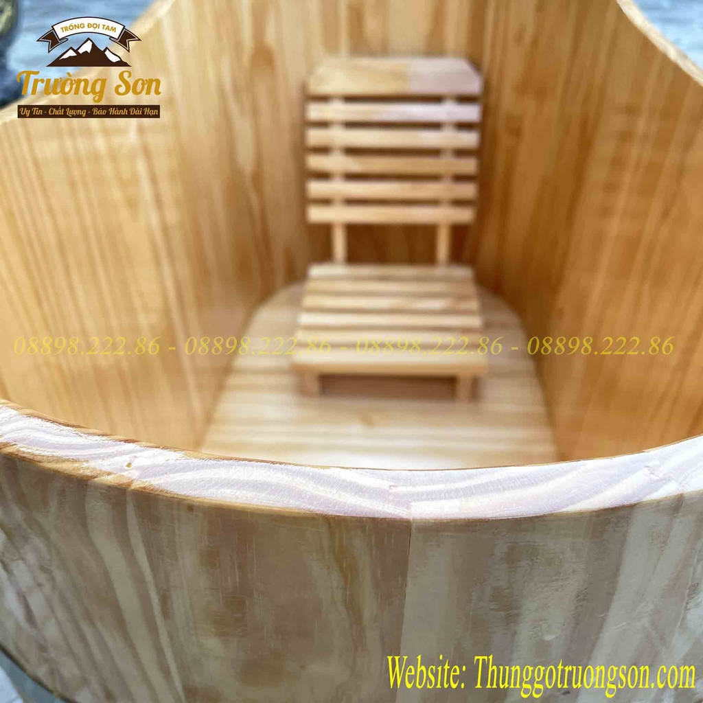 Bồn tắm bằng gỗ thông dáng nằm