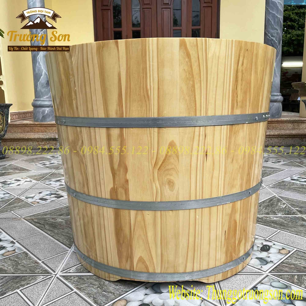 Bồn tắm tròn gỗ thông