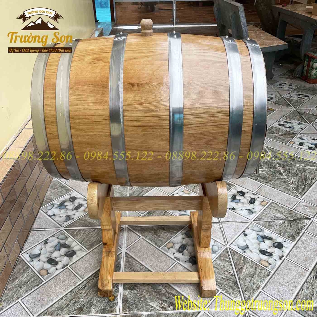 Thùng gỗ sồi 100 lít chân trạm khắc