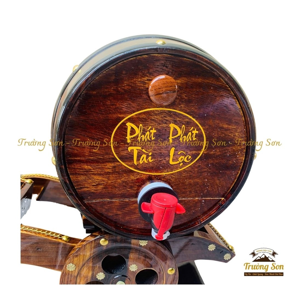 Xe ngựa đơn kéo trống đựng rượu vang