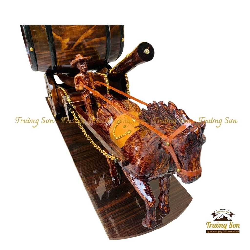 Xe ngựa đơn kéo trống đựng rượu vang