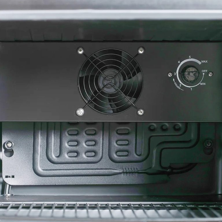 Tủ mát mini 50 lít Alaska LC-50D mầu đen