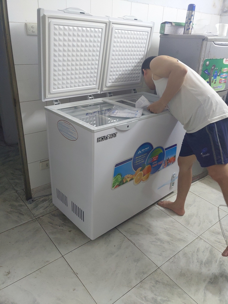 Giao tủ đông mát 220 lít tại 181 cầu giấy