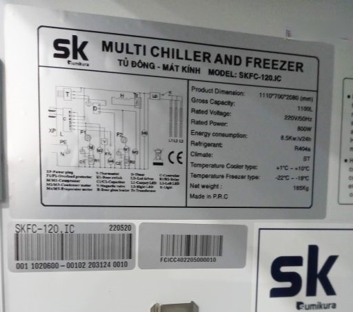 Tủ đông mát đứng mặt kính Sumikura SKFC-120.IC 1100L