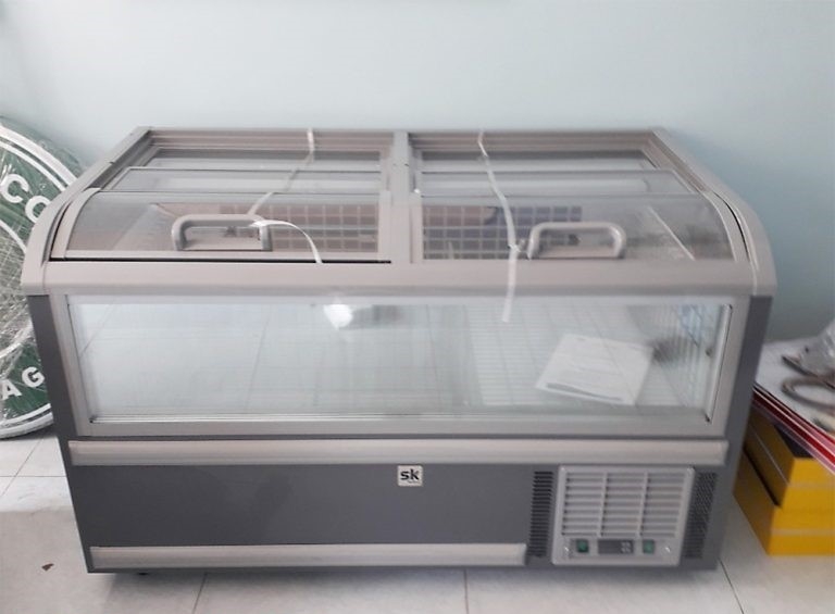 Tủ đông Sumikura SKIF-150.TS mặt kính 500L