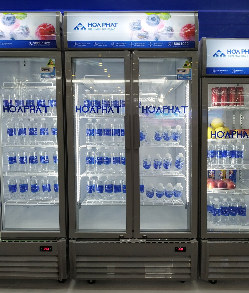 Tủ mát có khay chứa chắc chắn, dễ dàng phân chia