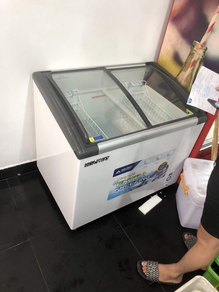 Tủ đông trưng bày Hòa Phát 1 ngăn 2 cánh HSF AD6280.C1 500 lít