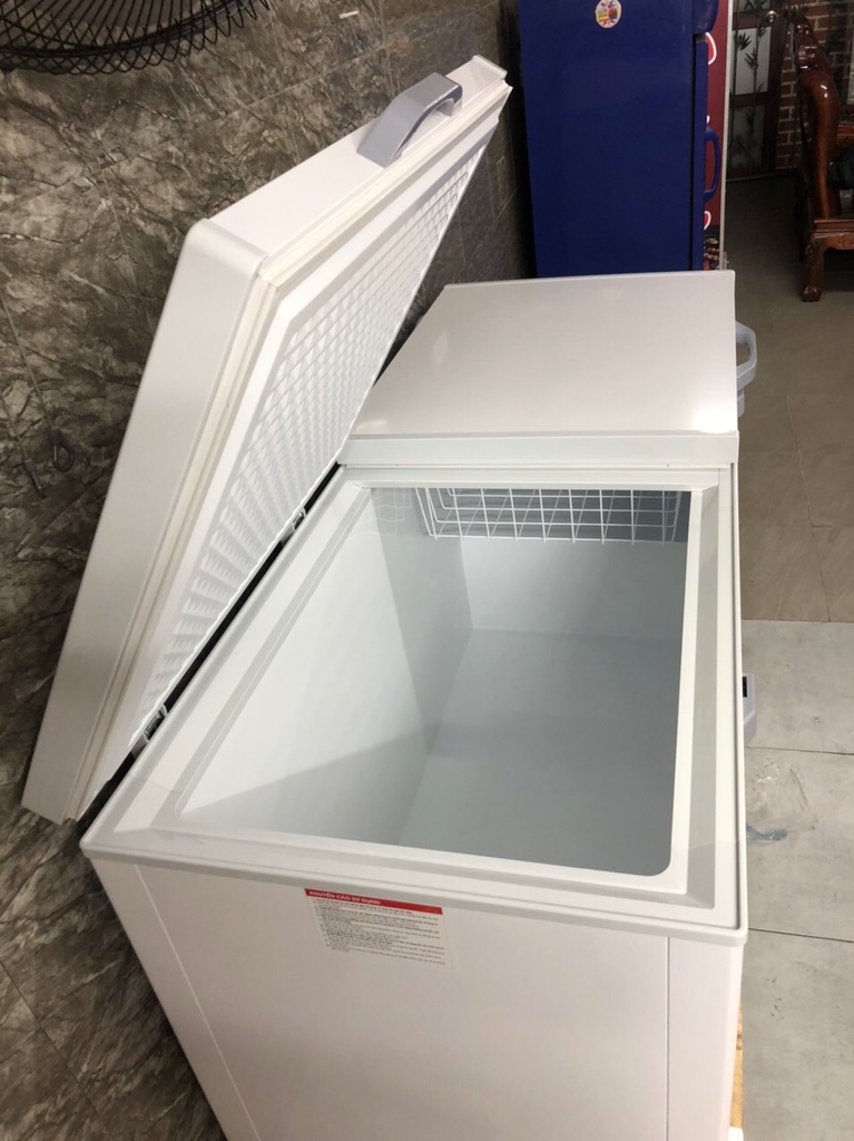 Tủ đông Hòa Phát 1 chế độ đông 544L dài 1,7m X 75cm CS 120W
