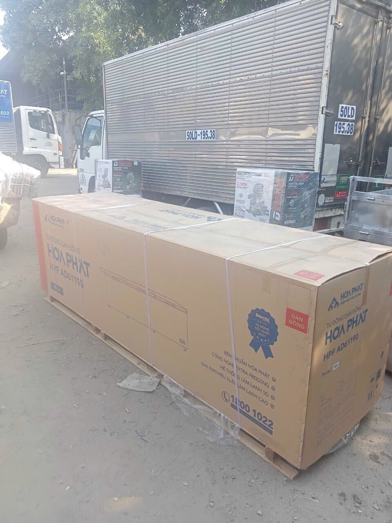 Tủ đông dung tích lớn Hòa Phát 1 ngăn 3 cánh HPF AD61190 1700 Lít DÀI 3,1 MÉT