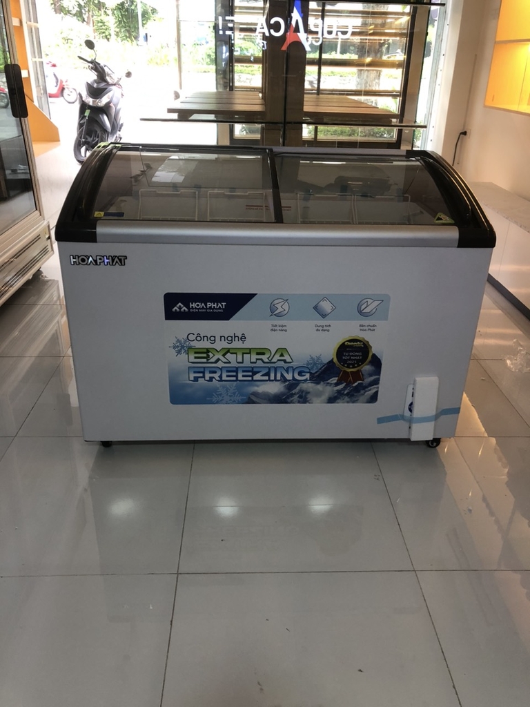 Tủ đông trưng bày kính cong Hòa Phát 1 ngăn  đông 2 cánh trượt HSF AD6357.C1 dài 1.2 MÉT