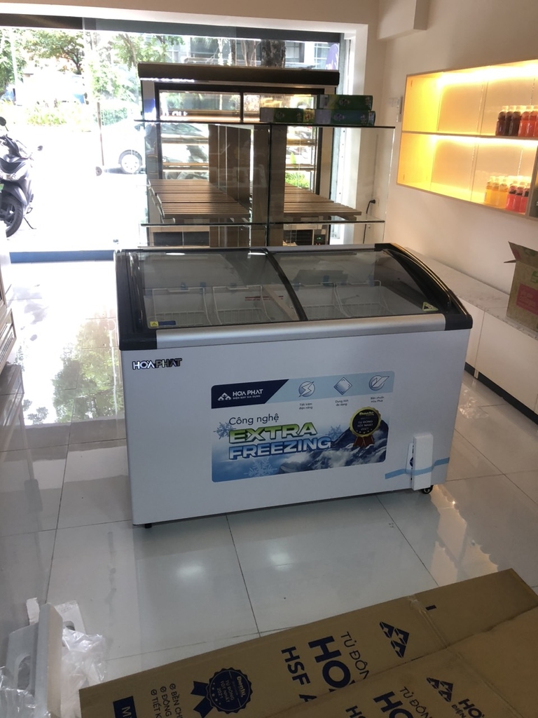 Tủ đông trưng bày kính cong Hòa Phát 1 ngăn  đông 2 cánh trượt HSF AD6357.C1 dài 1.2 MÉT