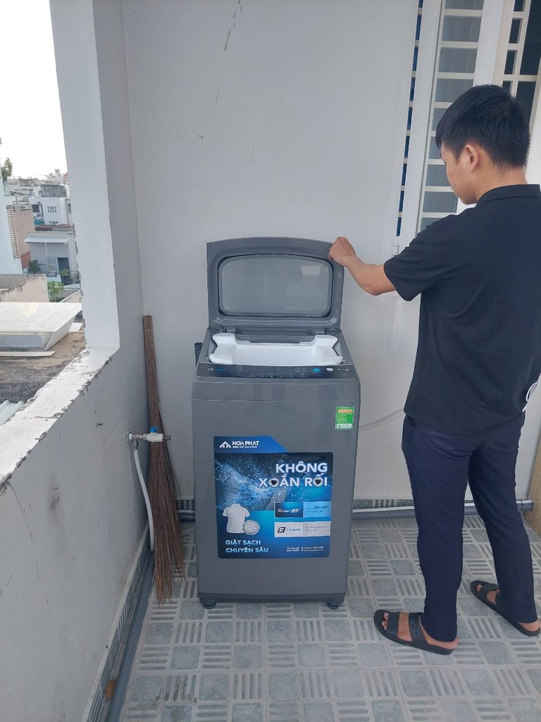 Máy giặt cửa trên động cơ Universal