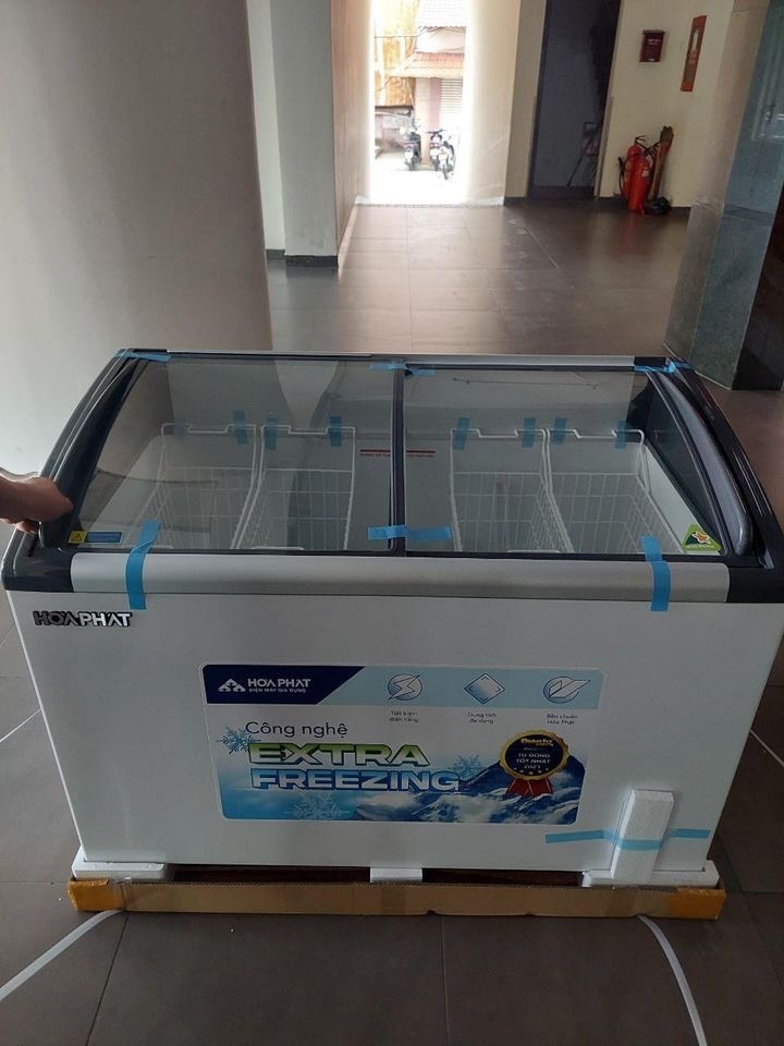 Tủ đông kinhs trưng bày Hòa Phát Inverter 1 ngăn 2 cánh HSF AD8357.C1