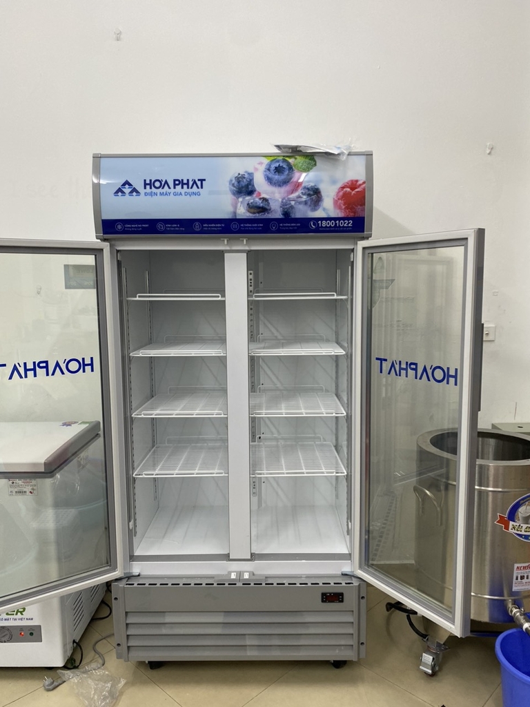 Giao tủ mát 2 cánh HSR D6526 cho khách ở Ngõ 402 Mỹ ĐÌnh- Hà Nội