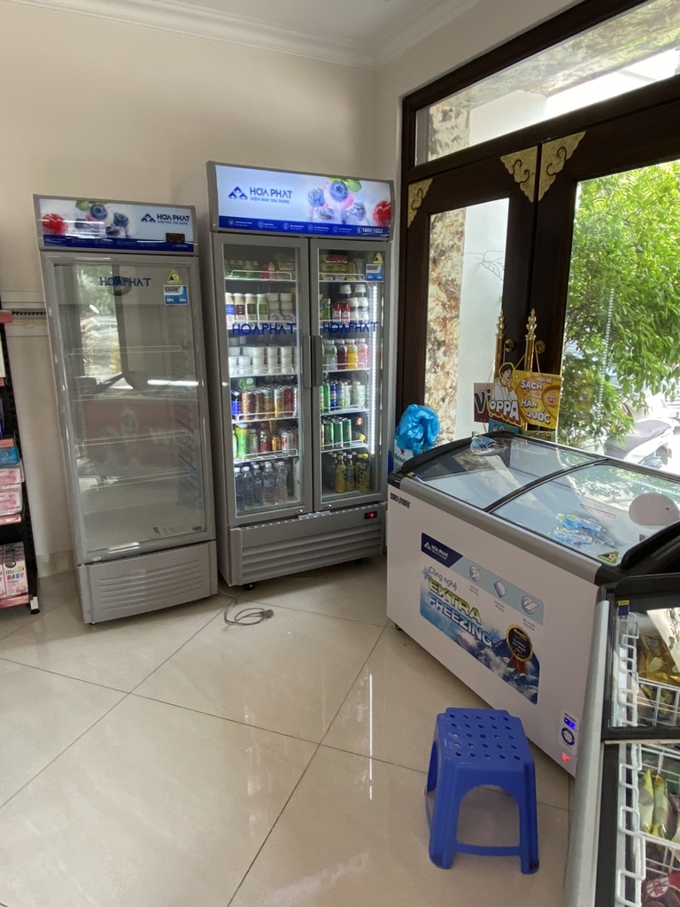 Giao tủ mát hòa phát 2 cánh tại Siêu Thị 86 Mart Số 39 LK9 Yên Xá Tân Triều Hà Nội