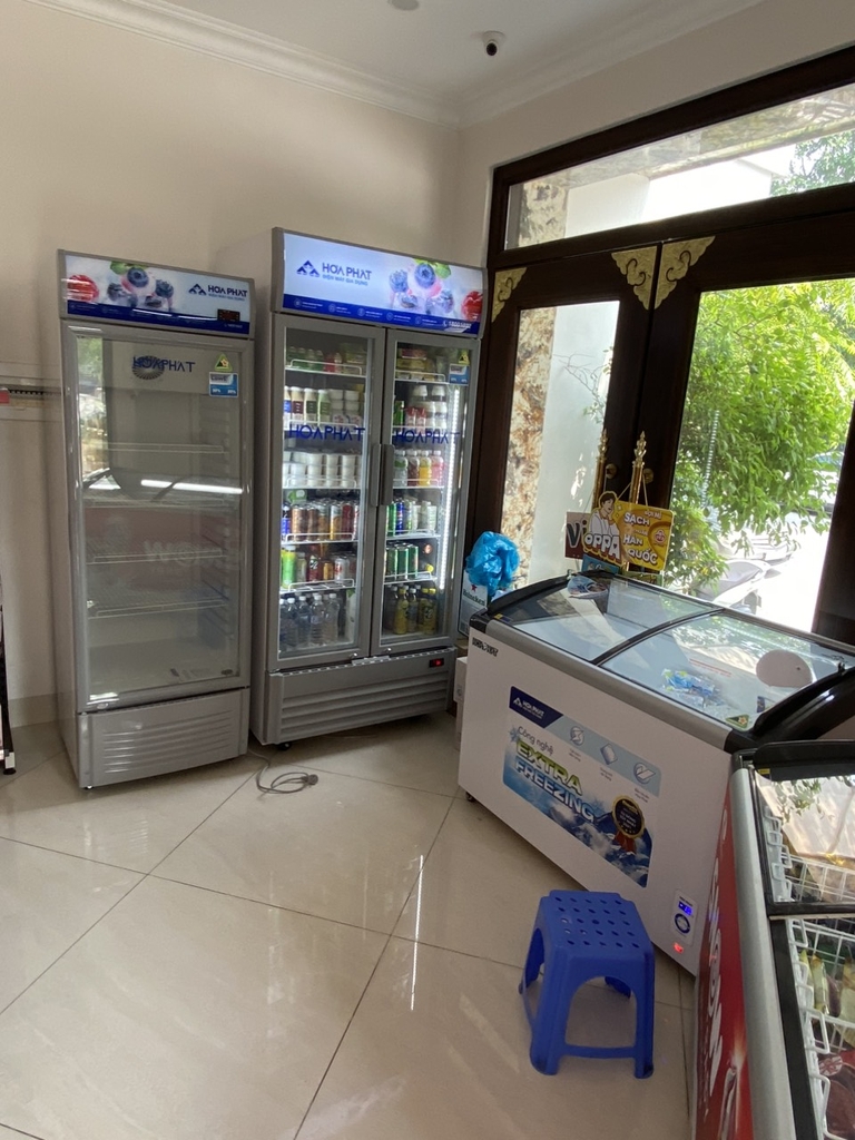 Giao tủ mát hòa phát 2 cánh tại Siêu Thị 86 Mart Số 39 LK9 Yên Xá Tân Triều Hà Nội