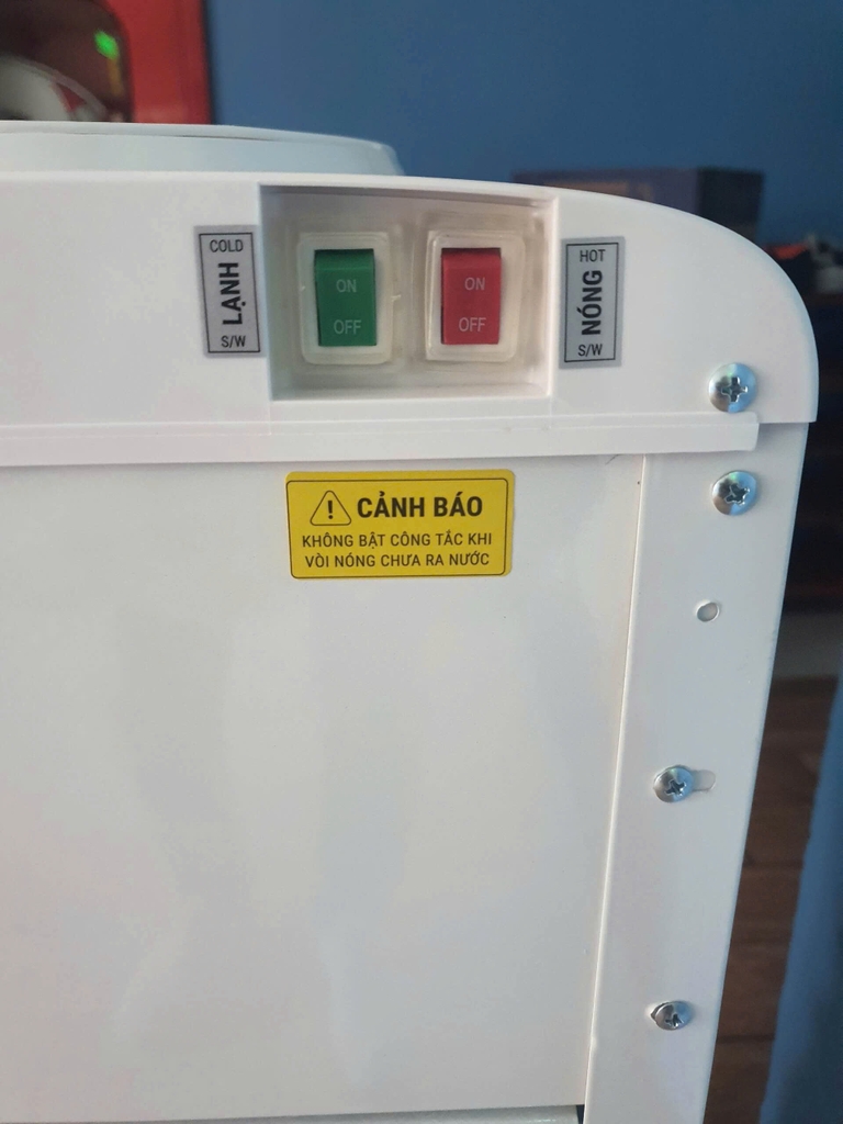 Cây nước nóng lạnh úp bình Hòa Phát HTL236