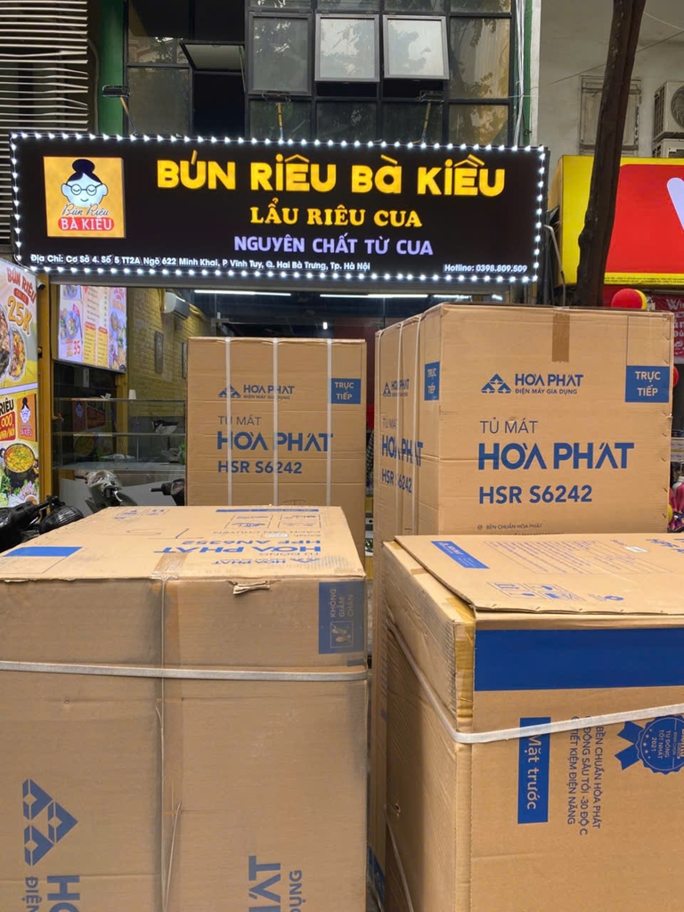 Giao combo 2 tủ mát và 2 tủ đông cho khách ở ngõ 622 Minh Khai- Vĩnh Tuy- Hai Bà Trưng- Hà Nội