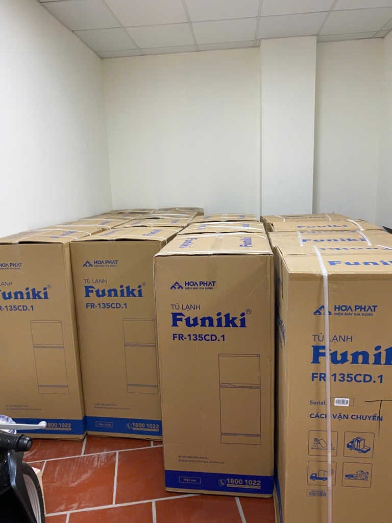 Giao 15 tủ lạnh FR-135CD.1 tại ngõ 37 Cầu Noi- Cổ Nhuế 2