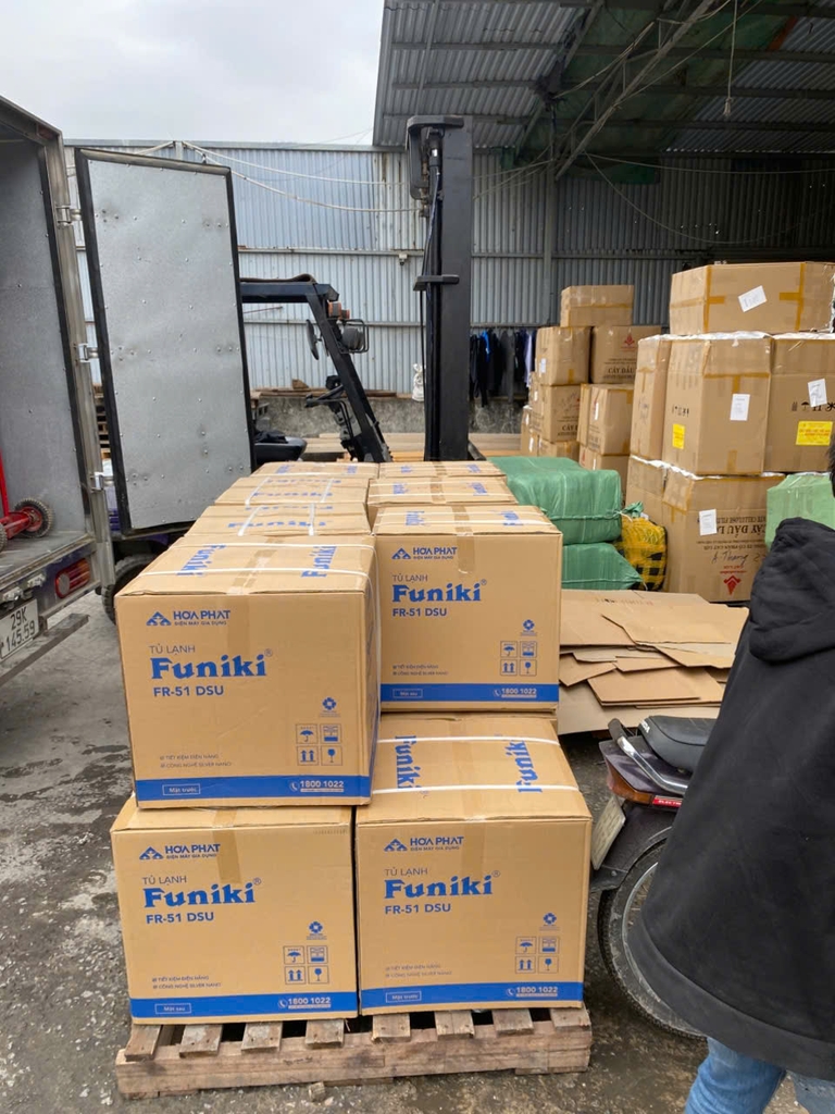 Giao 15 tủ lạnh FR-51DSU tại Thanh Trì- Hà Nội