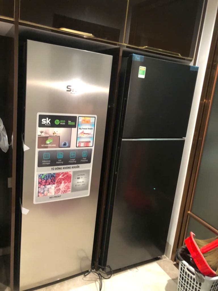 Tủ đông đứng SK Sumikura 300 lít Inverter - KHÔNG ĐÓNG TUYẾT