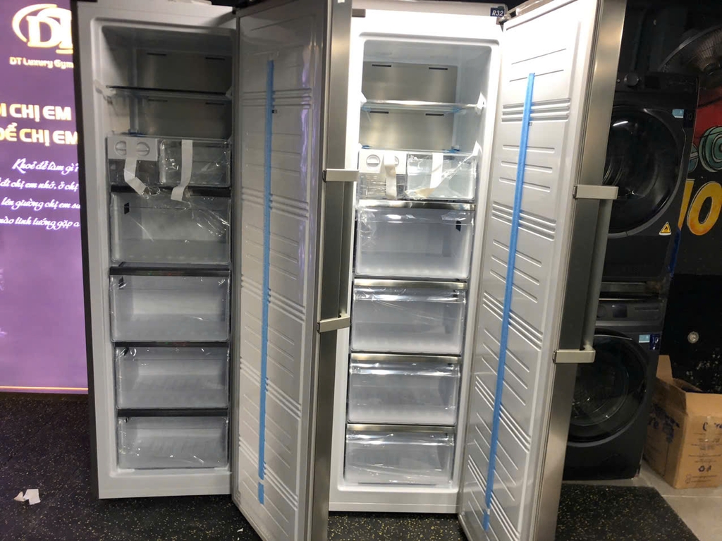 Tủ đông đứng SK Sumikura 350 lít - KHÔNG ĐÓNG TUYẾT