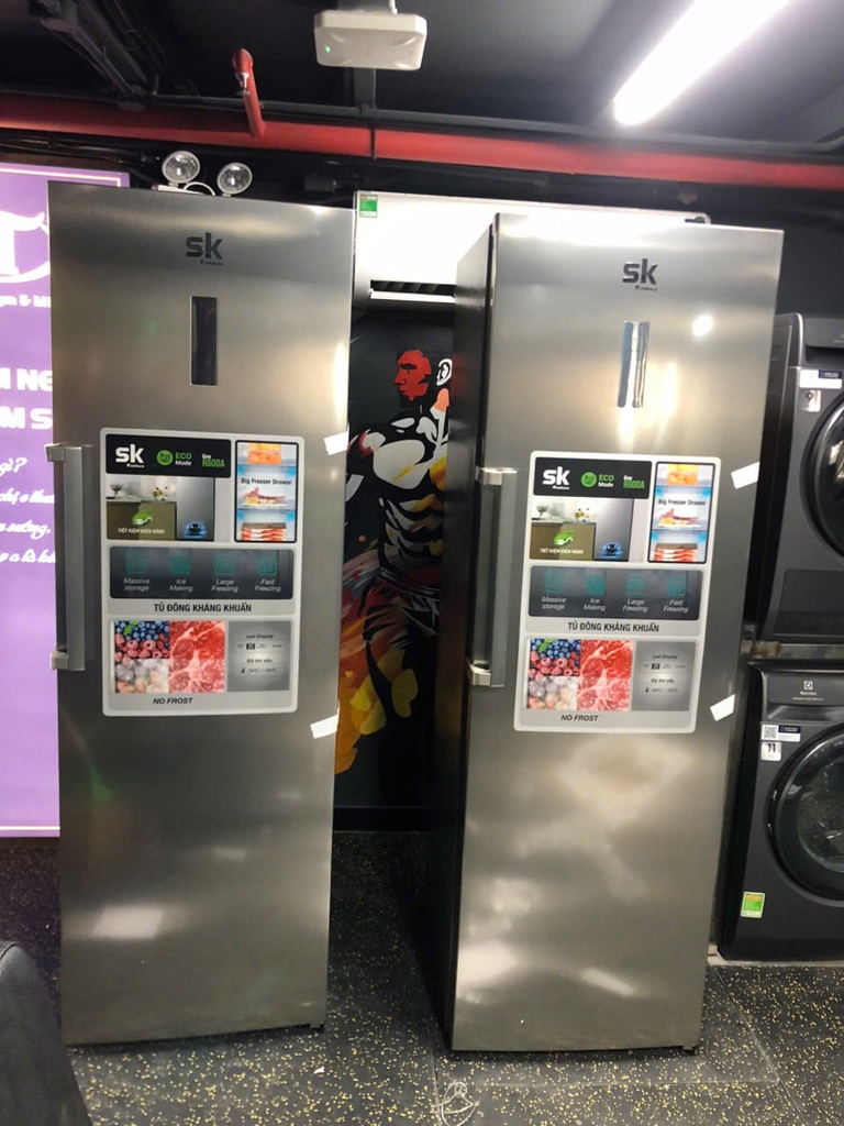 Tủ đông đứng SK Sumikura 350 lít - KHÔNG ĐÓNG TUYẾT