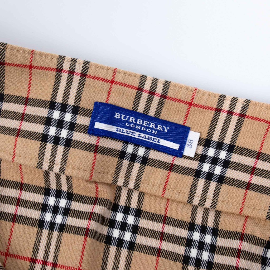 Chân váy Burberry Blue Label kẻ nâu - size 38 | Én shop hàng hiệu