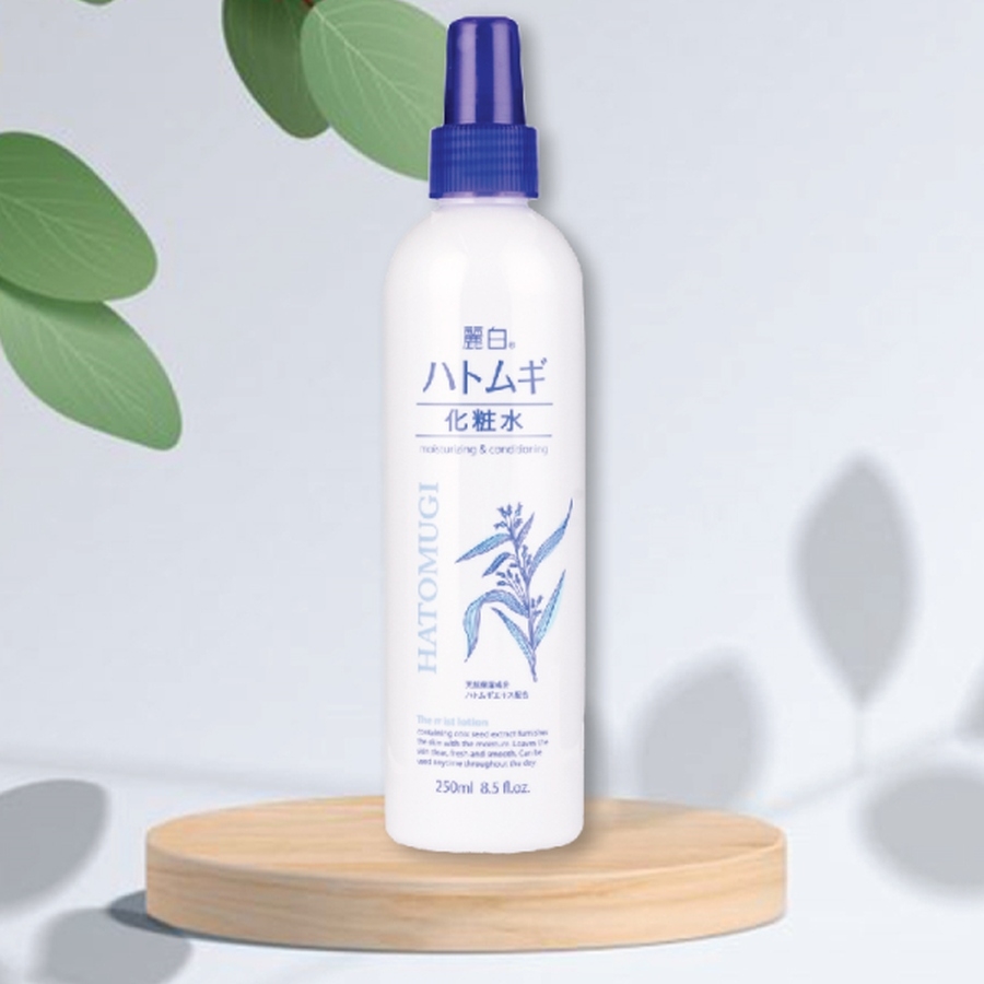 Nước hoa hồng Kumano Reihaku Hatomugi dưỡng ẩm dạng xịt 250ml