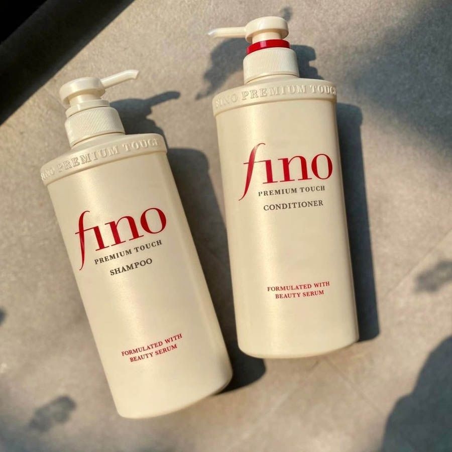 Cặp gội & xả Shiseido Fino Premium Touch hỗ trợ phục hồi tóc hư tổn (550ml)