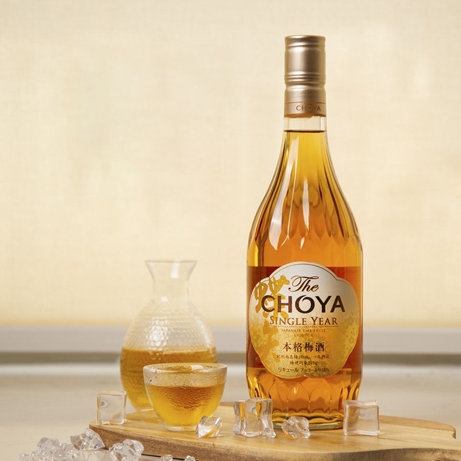 Rượu mơ Choya Single Year 720ml