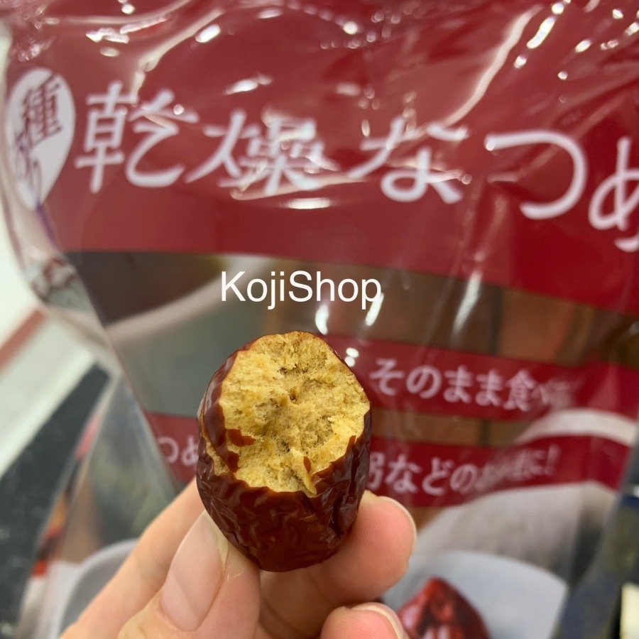 Táo đỏ sấy khô Kobe Bussan Nhật Bản gói 500g