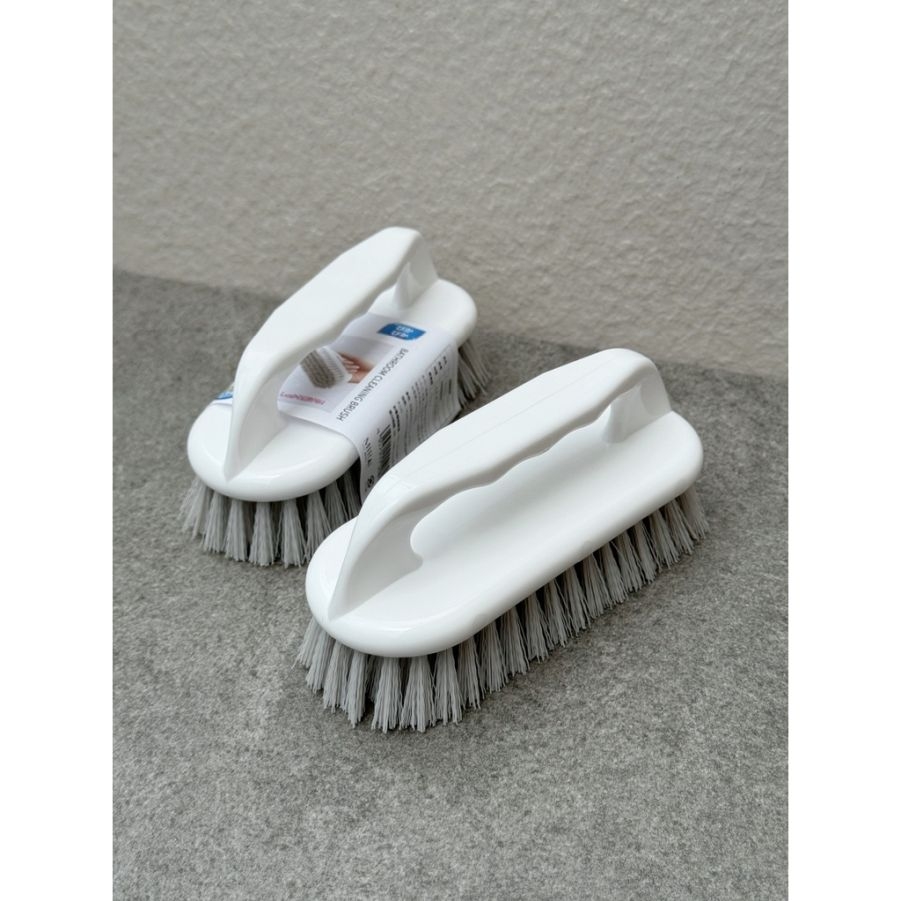 Bàn chải cọ sàn có tay cầm cước sóng MIRAI (size nhỡ 15x5.5x7cm)