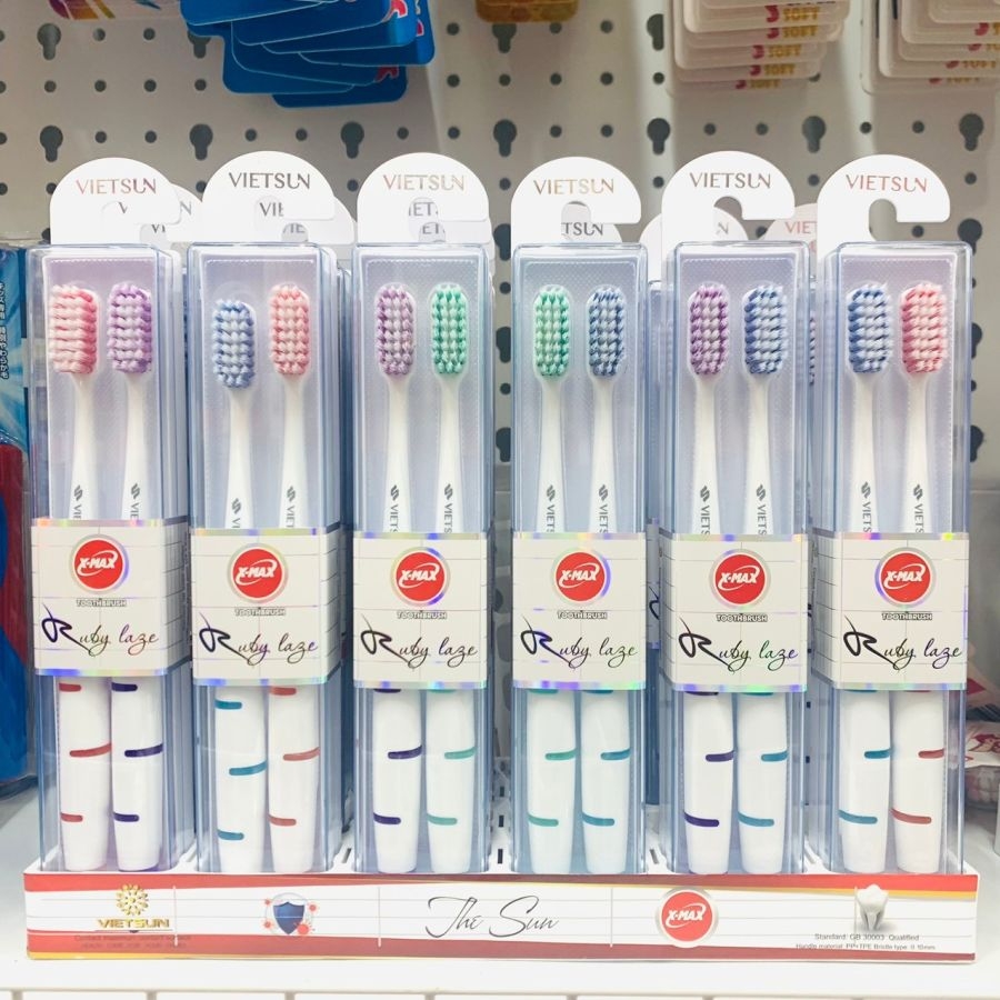 Hộp 2 bàn chải đánh răng người lớn Ruby Lage