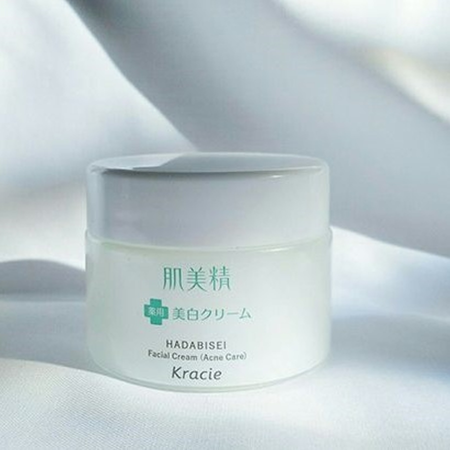 Kem dưỡng trắng da trị mụn Kracie 50g