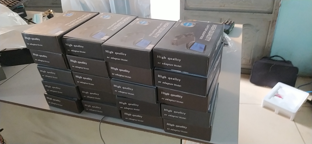 Adapter HP 18.5 - 4.2A chân thường