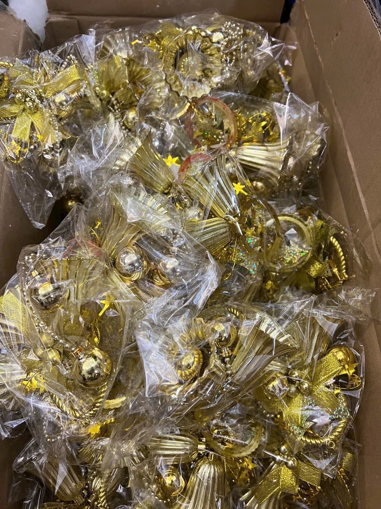 Chuông đôi vàng thả 3 bóng, 12x 25cm