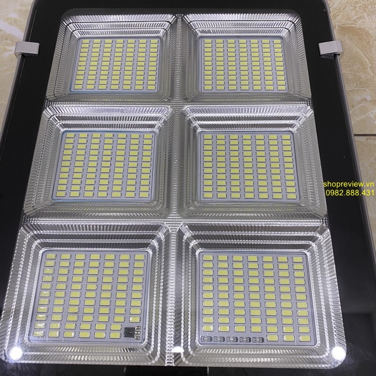 Đèn Pha Lá Solar NLMT