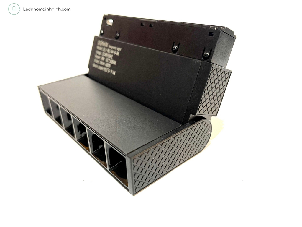 Đèn led hệ ray nam châm