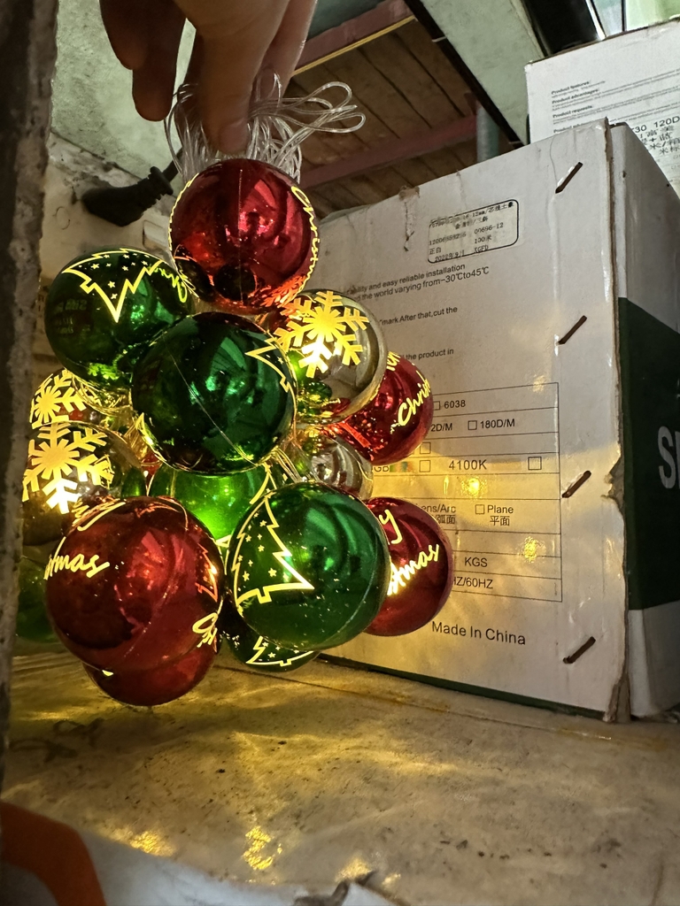 Đèn quả châu trang trí Noel 5m 18 bóng