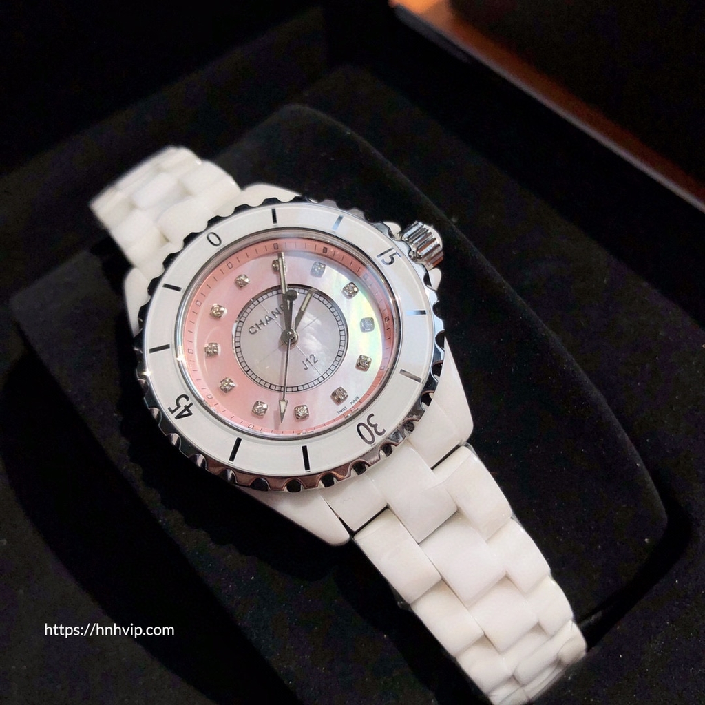 CHANEL J12 33mm Ladies Watch H5698