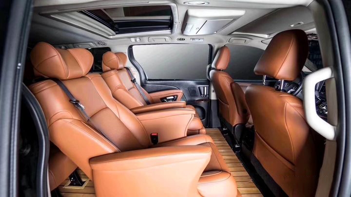 Độ nâng cấp nội thất Sienna Limousine cao cấp