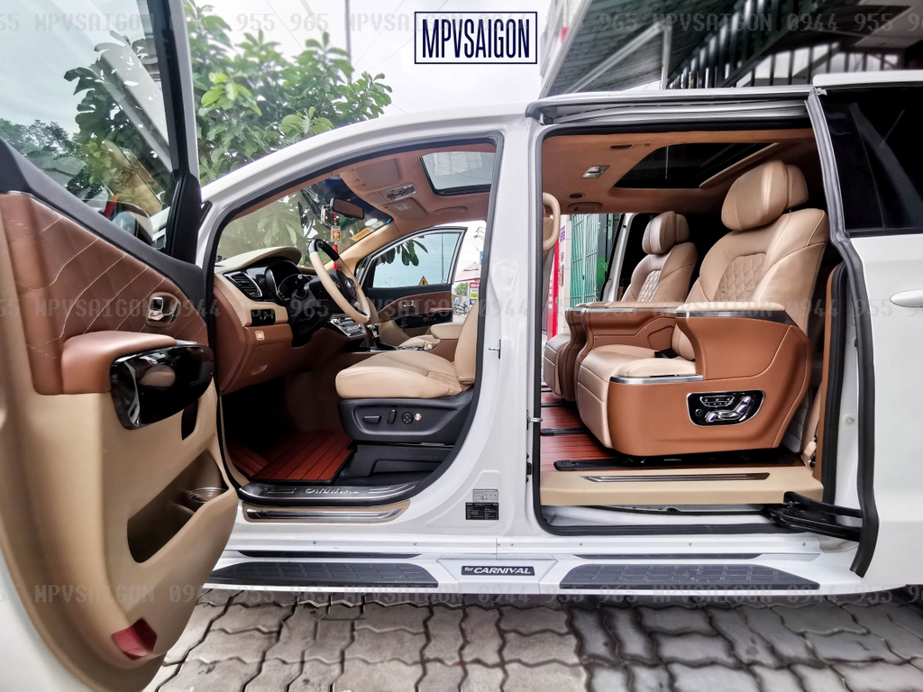 nâng cấp - độ ghế thương gia Limousine VIP Kia sedona Carnival TPHCM