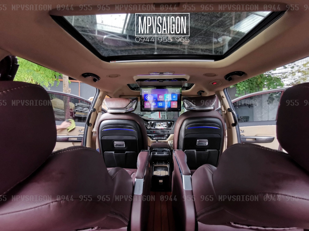 Độ limousine thương gia xe Sedona - MPVSAIGON