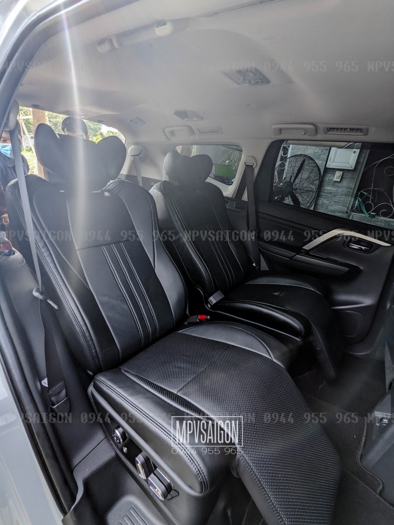 Độ ghế Limousine chỉnh điện matxa Mitsubishi Pajero