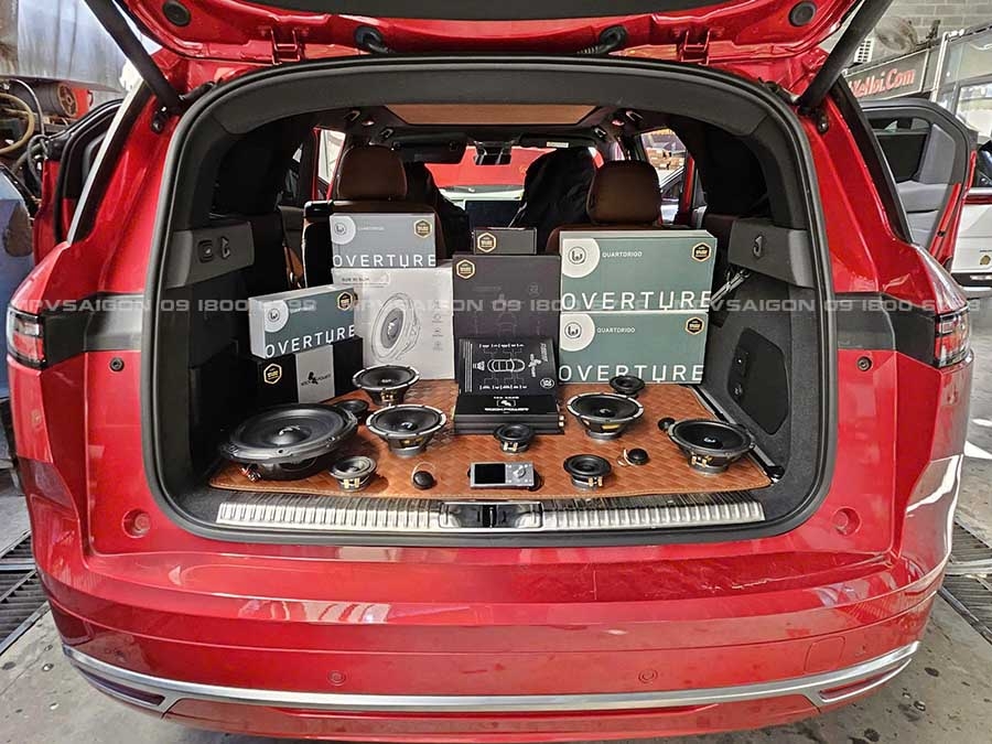 Nâng cấp âm thanh cho Vinfast VF9 với hệ thống Quartorigo nhập khẩu Ý