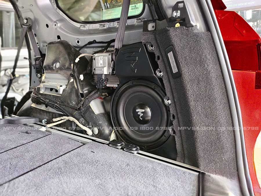 Nâng cấp âm thanh cho Vinfast VF9 với hệ thống Quartorigo nhập khẩu Ý