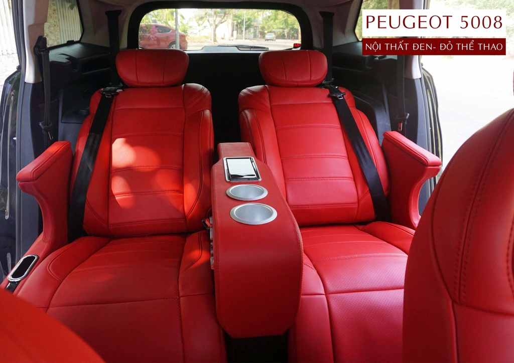 PEUGEOT 5008 – BROCHURE  NÂNG CẤP NỘI THẤT ĐEN - ĐỎ THỂ THAO